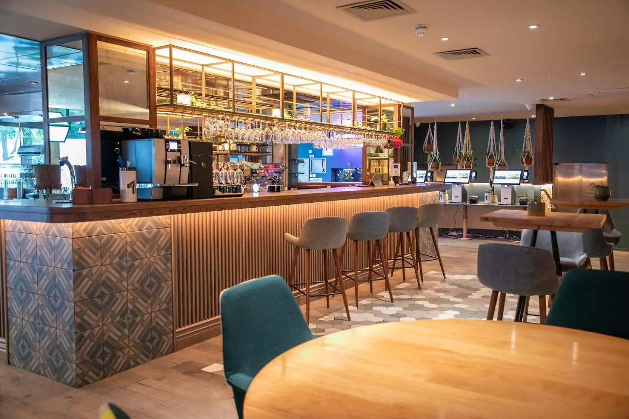 The Corner London City בריטניה