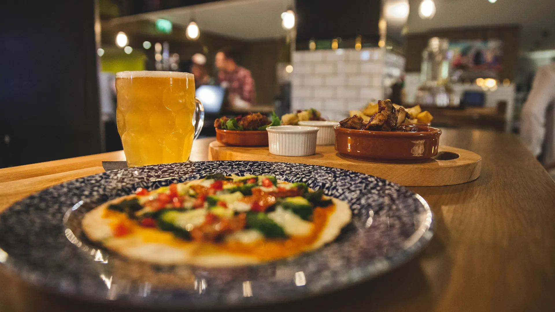 *** מלון The Corner London City בריטניה